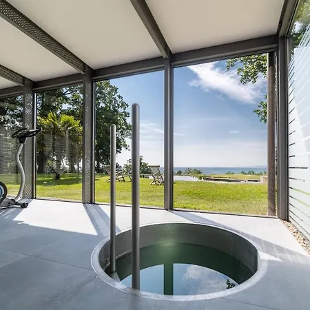 Appartement Mehrmeer Dg Mit Sauna Pool Fitness Sassnitz