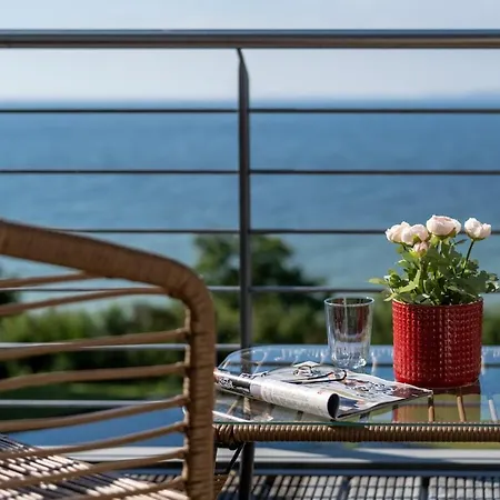 Mehrmeer Dg Mit Sauna Pool Fitness * Sassnitz